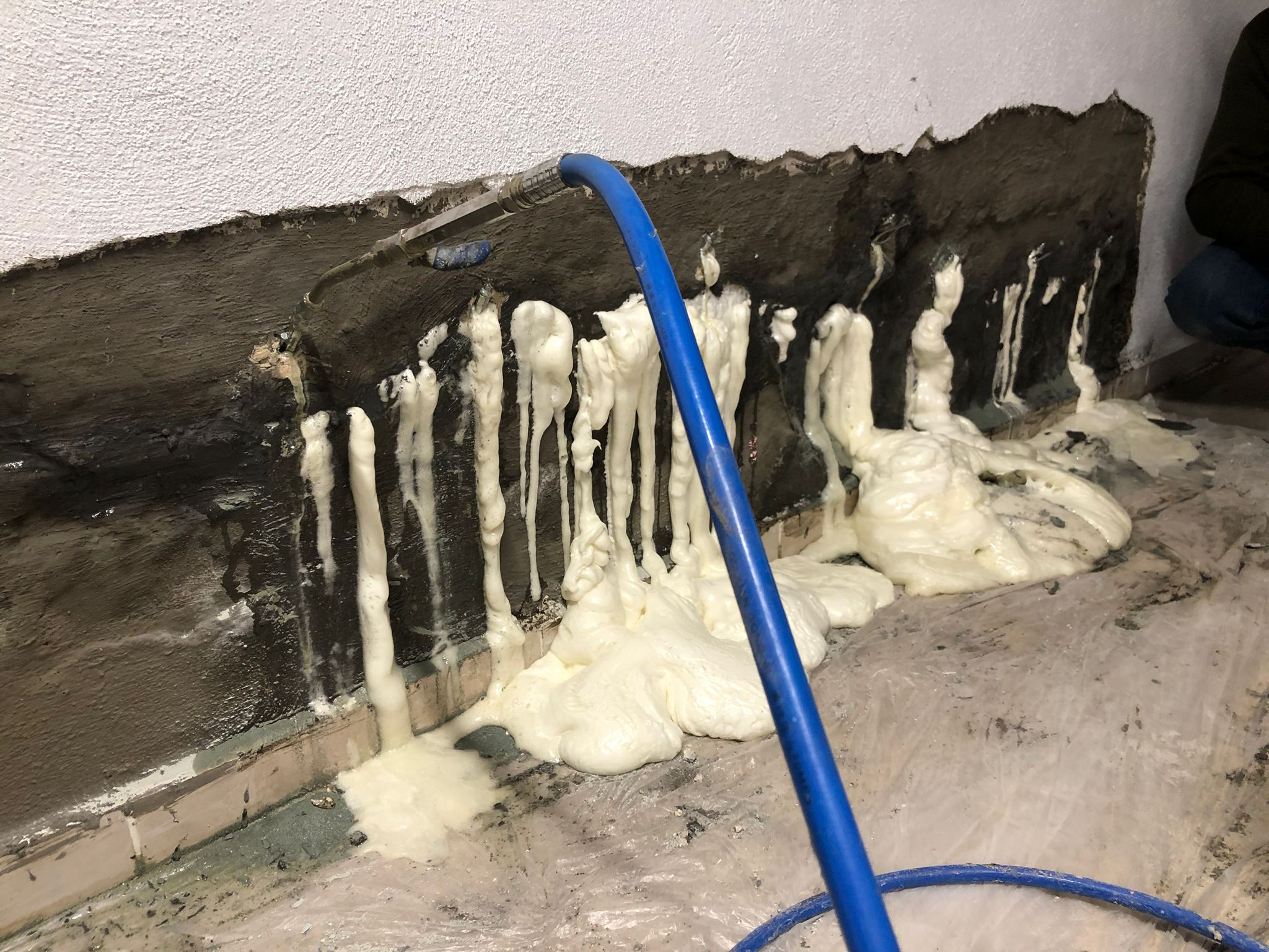 Poliüretan Enjeksiyon Sistemleri Uygulama